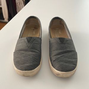 Toms canvas slides